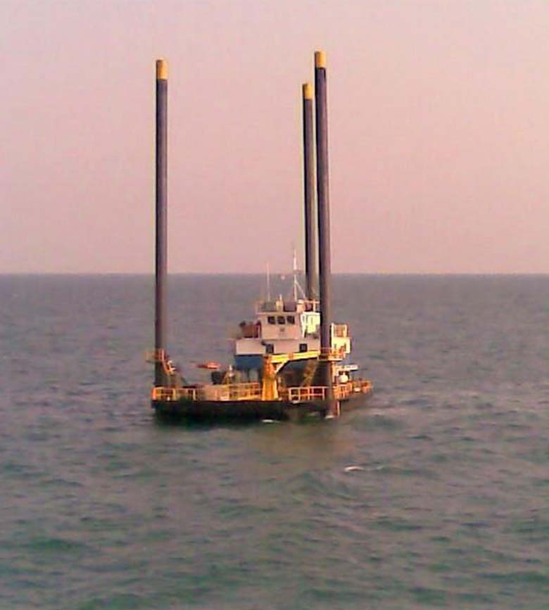 Offshore navigation and positioning Offshore navigation and positioning